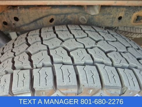 Used 2012 Ford F150 Lariat w/ Lariat Chrome Pkg AWD/4WD image 13