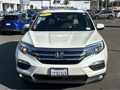 Used 2017 Honda Pilot EX-L image 3