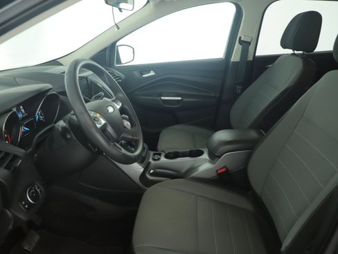 Used 2016 Ford Escape SE w/ Equipment Group 201A image 17