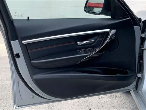 Used 2017 BMW 330i Sedan RWD image 28