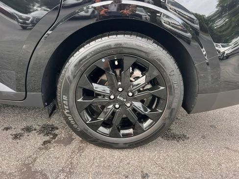 Used 2024 Kia Carnival SX Prestige FWD image 46