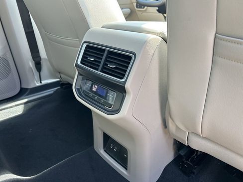 New 2026 Volkswagen Atlas SE image 50