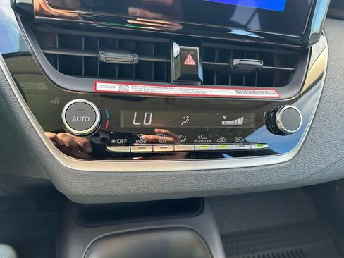 Certified 2026 Toyota Corolla LE FWD image 25