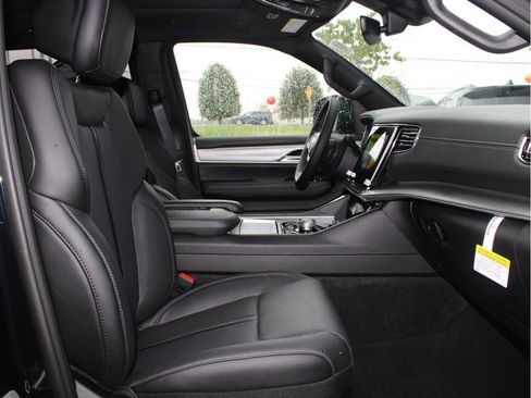 New 2025 Jeep Wagoneer Series II w/ Premium Group I image 34