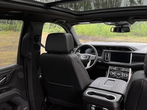 Used 2024 GMC Yukon Denali image 78