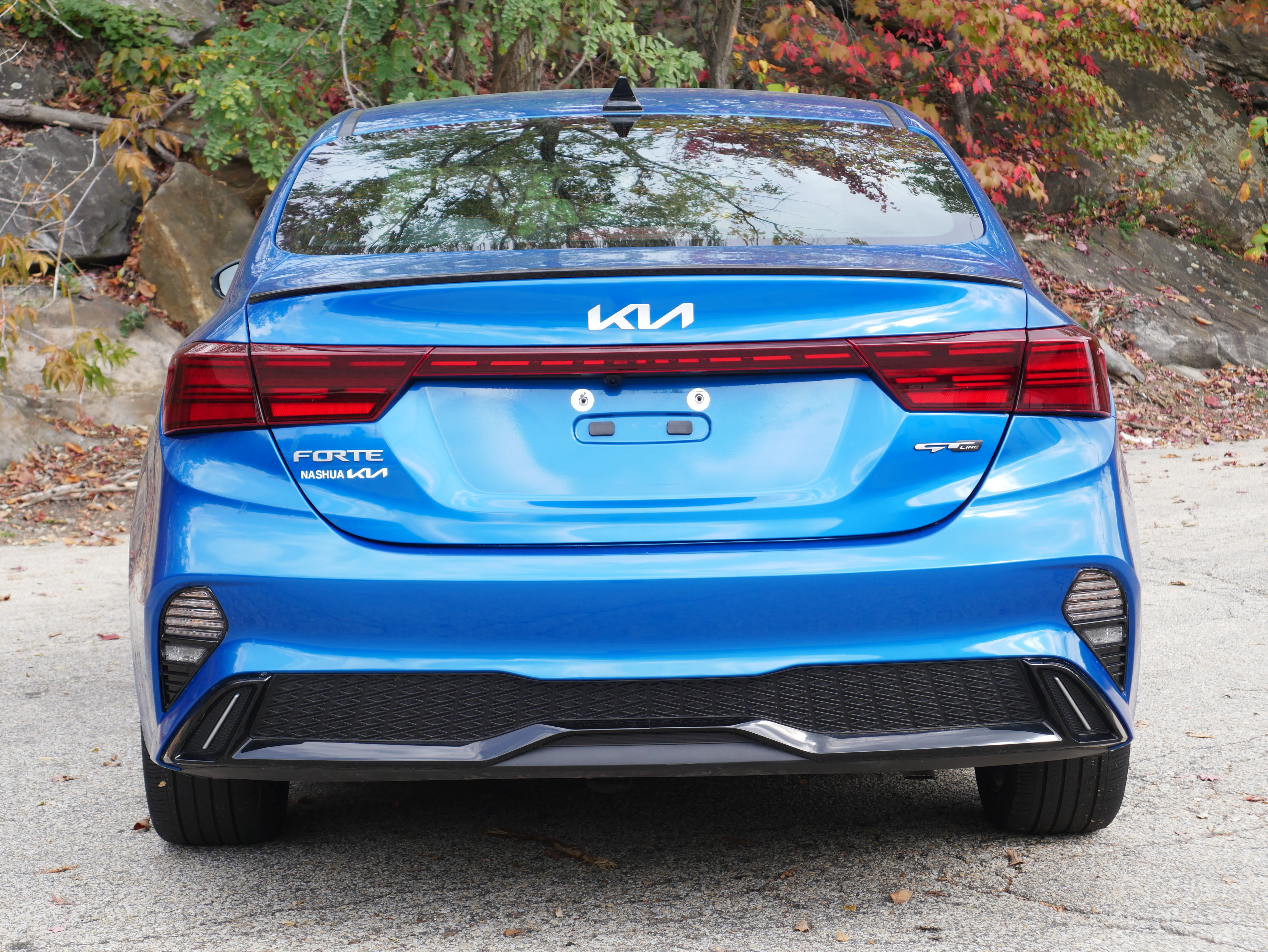 Used 2023 Kia Forte GT-Line w/ GT-Line Premium Package FWD image 5