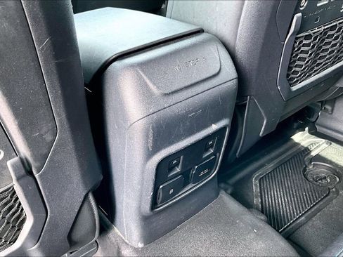 Used 2022 Ford Bronco Black Diamond AWD/4WD image 35