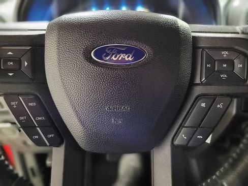 Used 2016 Ford F150 XLT w/ Equipment Group 302A Luxury image 36