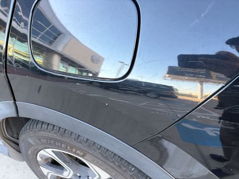 Used 2017 Honda CR-V Touring image 15