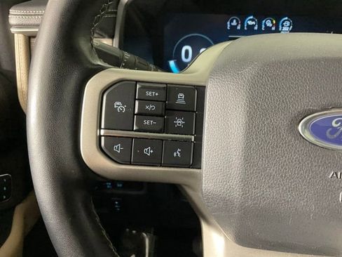 Certified 2022 Ford Expedition Limited image 24