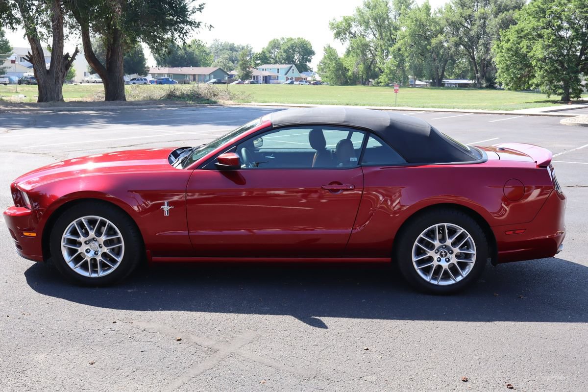Used 2014 Ford Mustang Premium w/ Equipment Group 202A RWD image 9