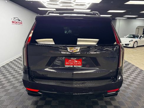 Used 2022 Cadillac Escalade Sport Platinum w/ Heavy-Duty Trailer Package image 11