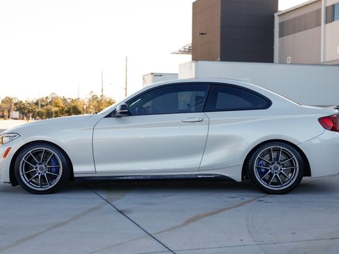 Used 2015 BMW M235i Coupe image 8