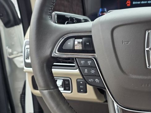 Used 2023 Lincoln Navigator Reserve RWD image 27