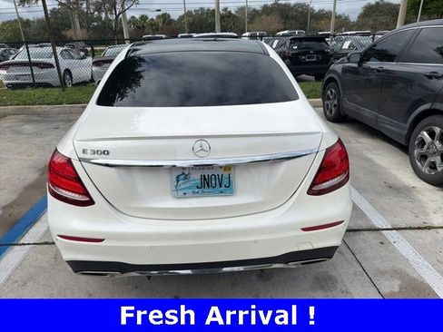 Used 2019 Mercedes-Benz E 300 image 7