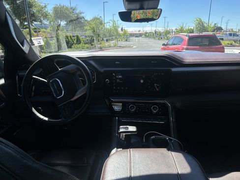 Used 2023 GMC Sierra 1500 Denali AWD/4WD image 22