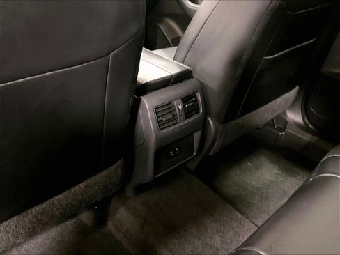 Certified 2023 Nissan Rogue SV w/ SV Premium Package image 28