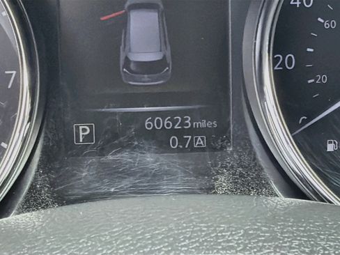 Used 2016 Nissan Rogue SV w/ SV Premium Package AWD/4WD image 19