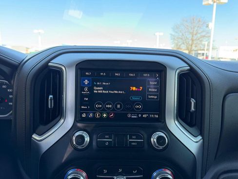 Used 2021 GMC Sierra 1500 SLT w/ SLT Premium Package image 13