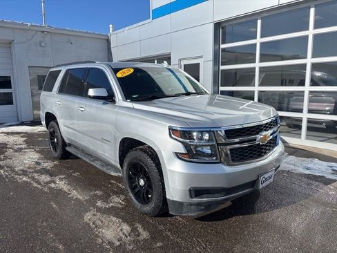 Used 2020 Chevrolet Tahoe LT image 2