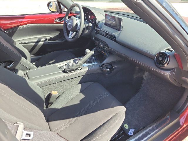 New 2026 MAZDA MX-5 Miata Club w/ Interior Package RWD image 21