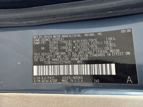Used 2007 Toyota Sequoia SR5 AWD/4WD image 8