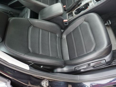 Used 2017 Volkswagen Passat 1.8T SE w/ SE Lighting Package FWD image 15