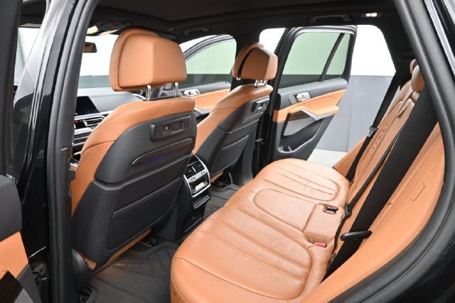 Used 2019 BMW X5 xDrive40i AWD/4WD image 13