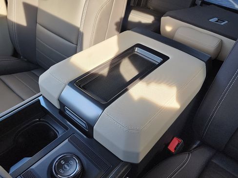 New 2026 GMC Hummer EV SUV image 40