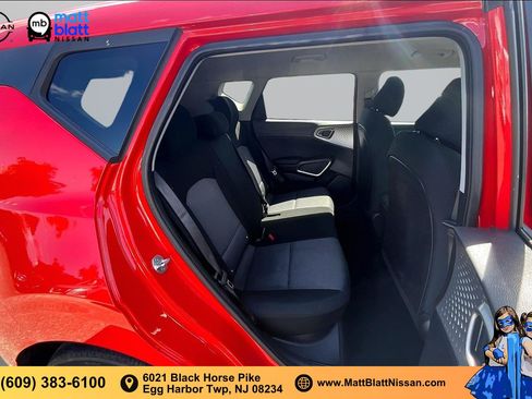 Used 2023 Kia Soul LX w/ LX Technology Package FWD image 23
