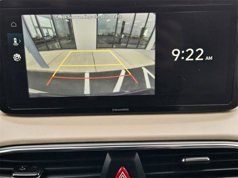 Used 2023 Hyundai Santa Fe SEL image 16