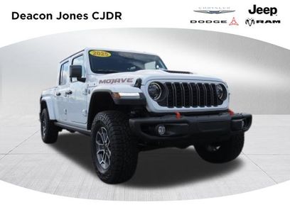 New 2025 Jeep Gladiator Mojave