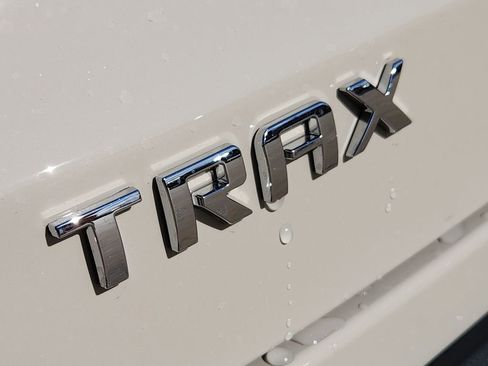 New 2026 Chevrolet Trax ACTIV w/ Driver Confidence Package image 7