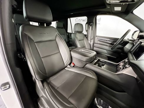 Used 2024 GMC Yukon Denali w/ Max Trailering Package AWD/4WD image 17