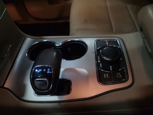 Used 2014 Jeep Grand Cherokee Limited AWD/4WD image 26