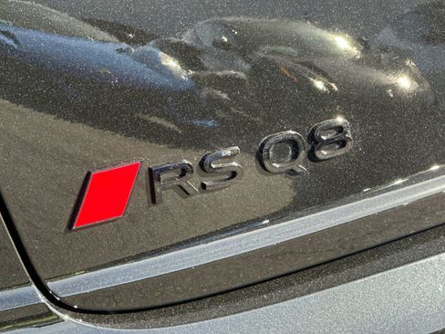 Used 2026 Audi RS Q8 performance image 32