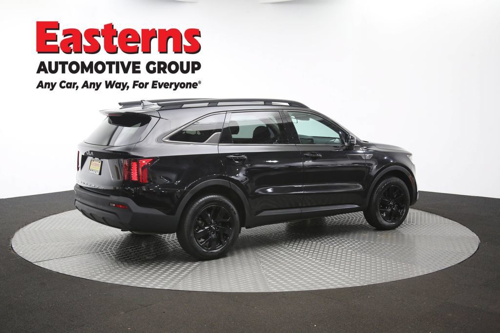 Used 2022 Kia Sorento S AWD/4WD image 42