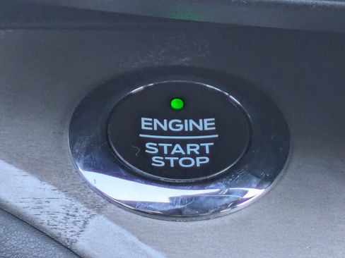 Used 2021 Ford Explorer Platinum w/ Equipment Group 601A image 17