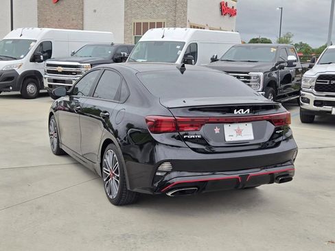 Used 2022 Kia Forte GT FWD image 4