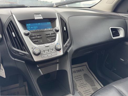 Used 2011 Chevrolet Equinox LT image 16