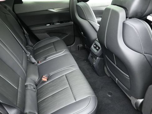 New 2027 Cadillac Optiq Premium Sport w/ LPO, Floor Liner Package AWD/4WD image 31