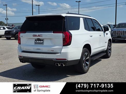 Used 2025 GMC Yukon AT4 AWD/4WD image 8