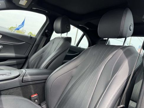Used 2023 Mercedes-Benz E 450 4MATIC Sedan image 11