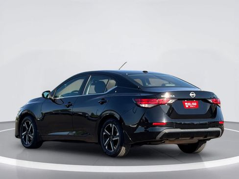 Used 2024 Nissan Sentra SV FWD image 3