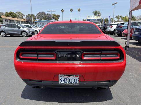 Used 2016 Dodge Challenger R/T Scat Pack RWD image 7