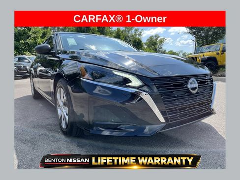 Certified 2025 Nissan Altima 2.5 S FWD image 1