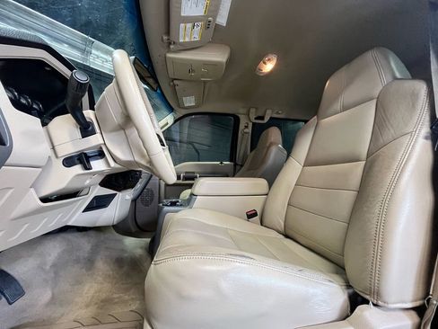 Used 2010 Ford F250 Lariat AWD/4WD image 9