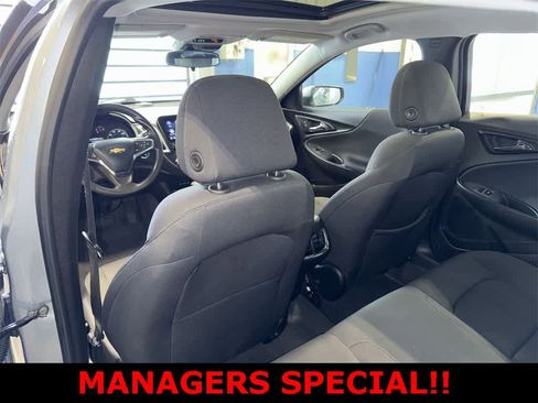 Used 2024 Chevrolet Malibu LT image 28