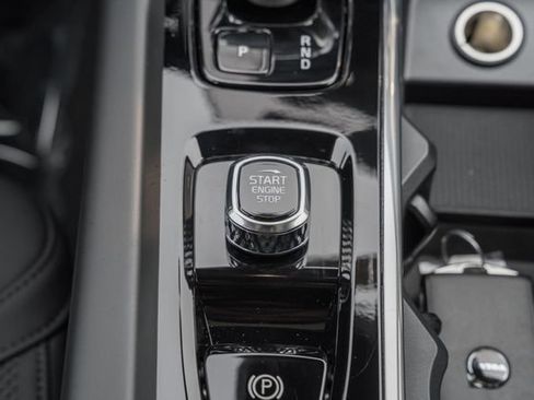 New 2026 Volvo XC60 B5 Plus w/ Protection Package Premier AWD/4WD image 26