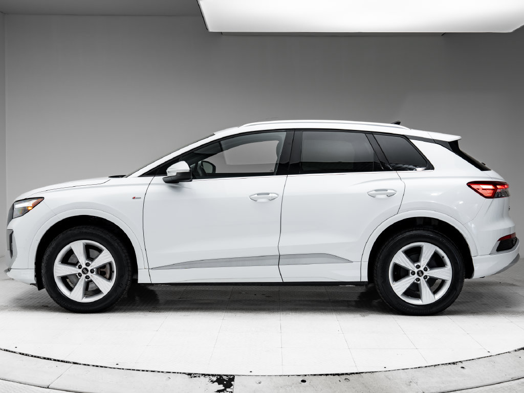 Used 2023 Audi Q4 e-tron Premium w/ Convenience Package AWD/4WD image 2